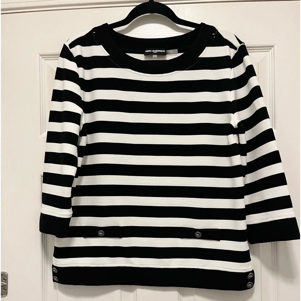 Karl Lagerfeld black-and-white striped top 🤍🖤
